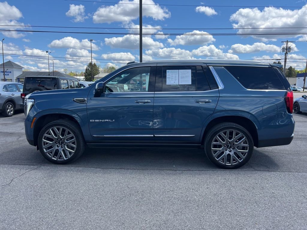 Used 2025 GMC Yukon Denali Ultimate AWD/4WD image 2