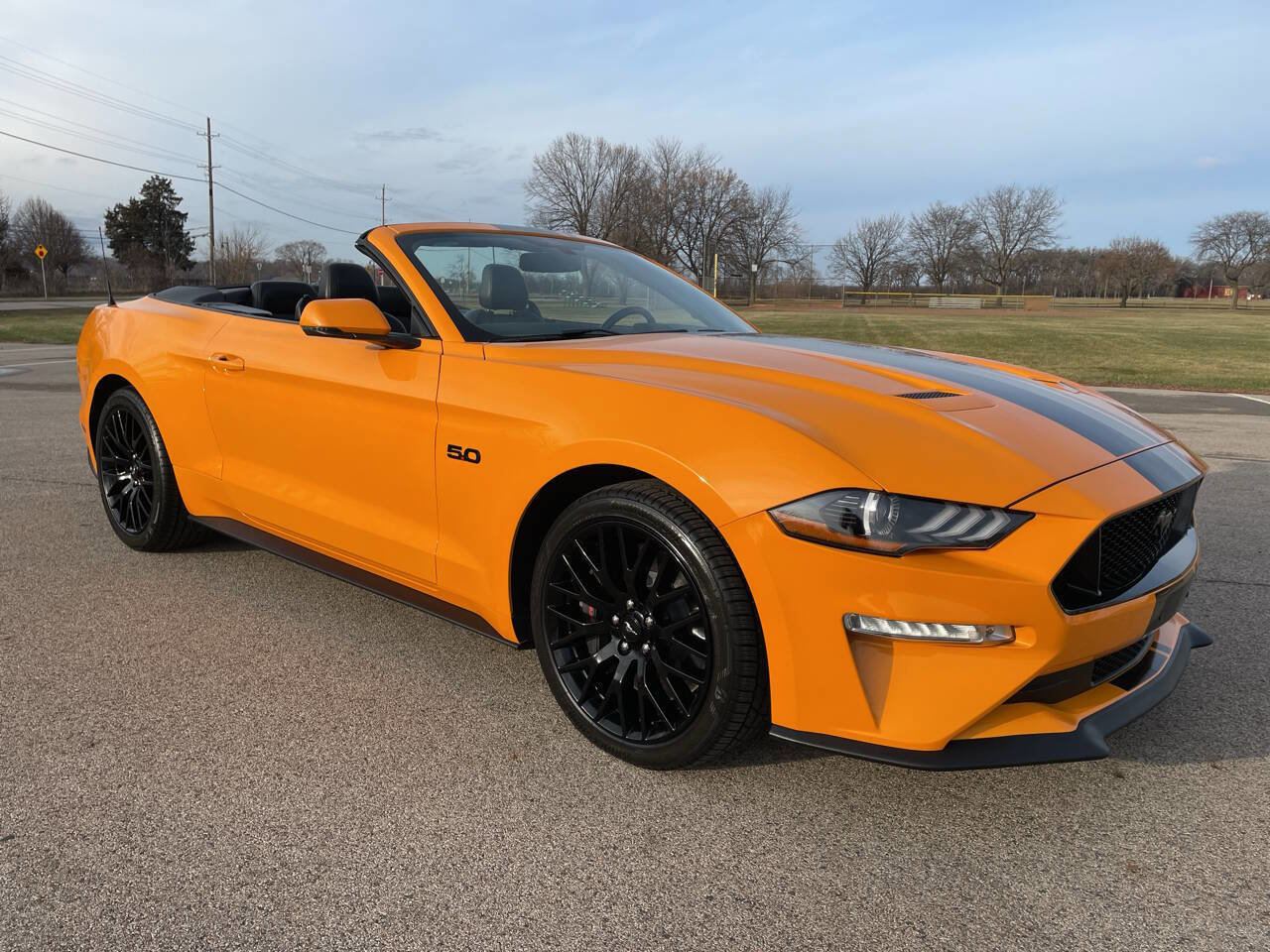 Used 2018 Ford Mustang GT Premium w/ GT Performance Package image 3