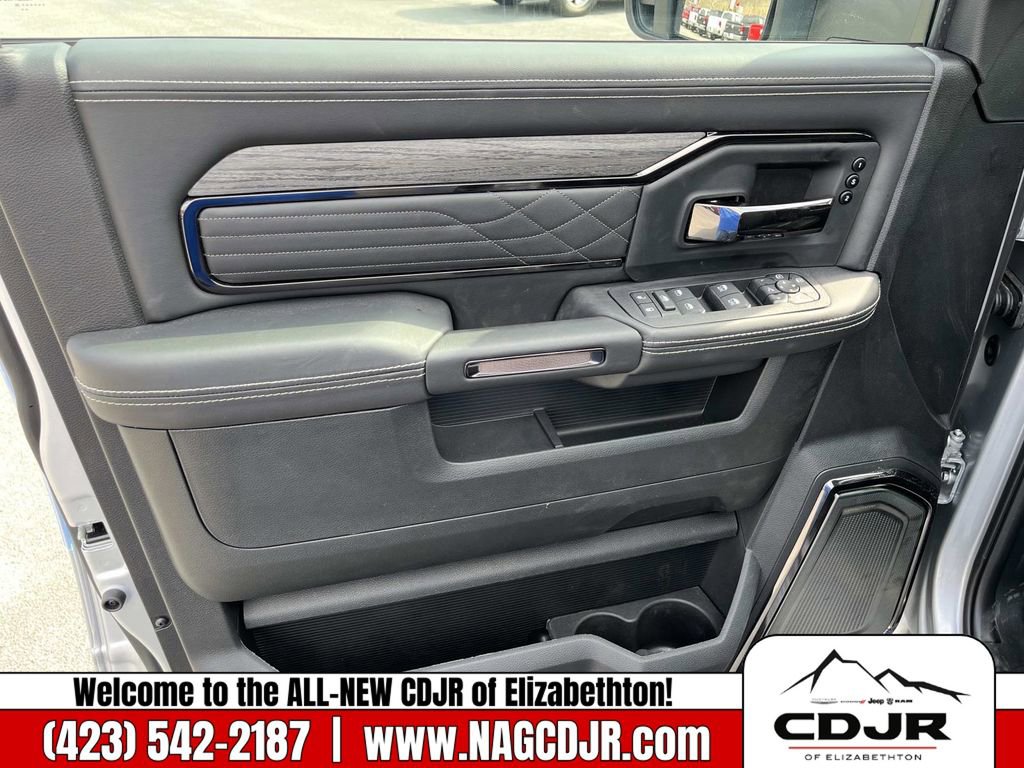 New 2026 RAM 3500 Limited image 19