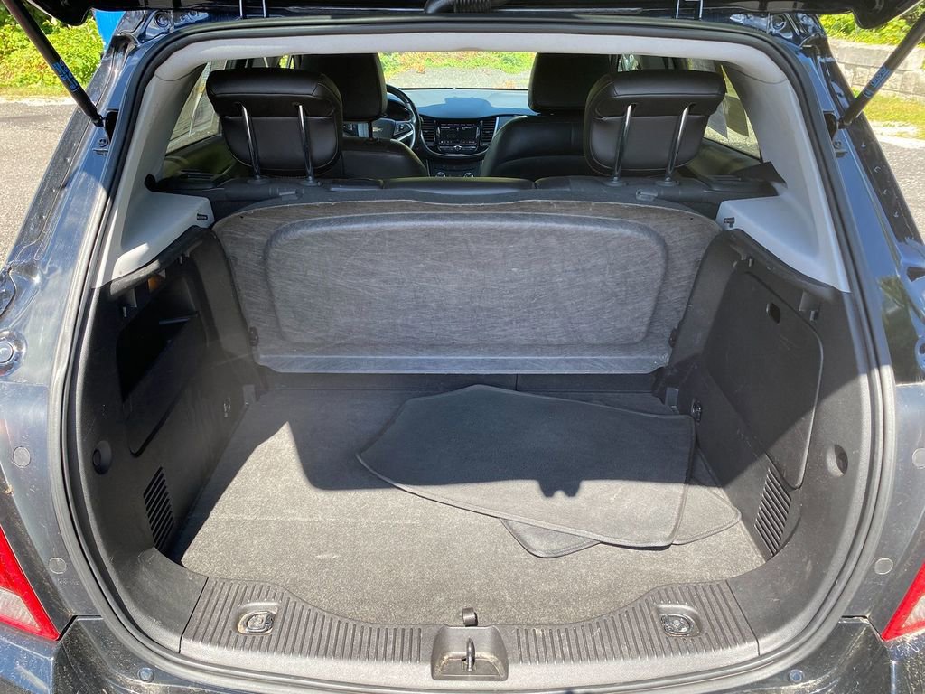 Used 2019 Chevrolet Trax LT w/ Driver Confidence Package image 24