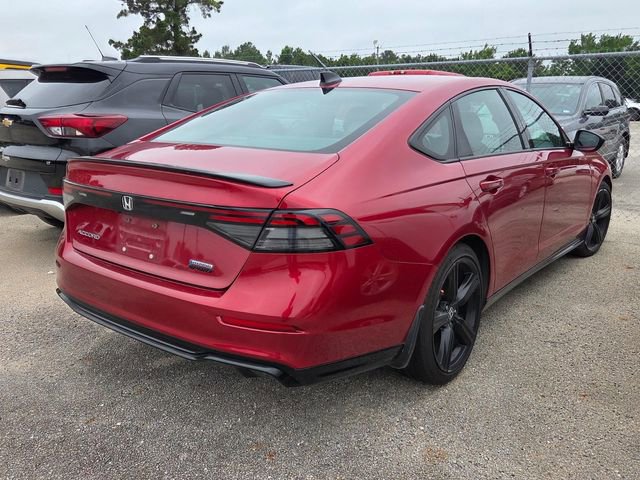 Used 2023 Honda Accord Sport image 2