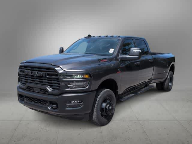 New 2026 RAM 3500 Tradesman AWD/4WD image 4