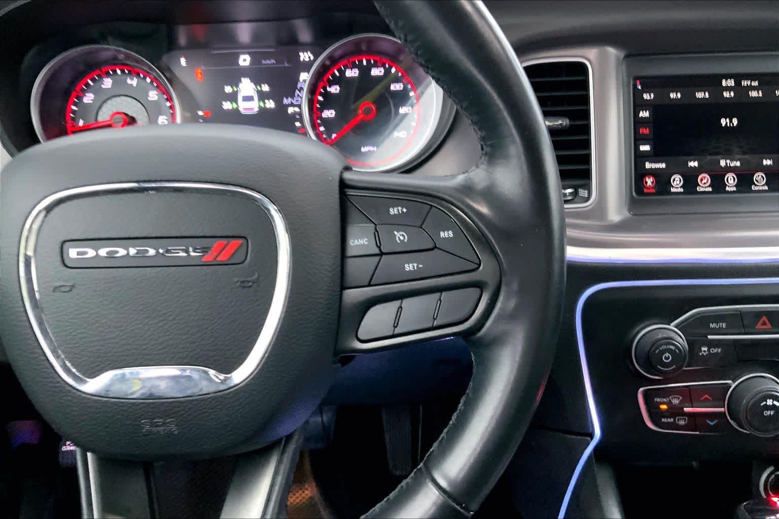 Used 2022 Dodge Charger SXT w/ Leather Interior Group RWD image 23