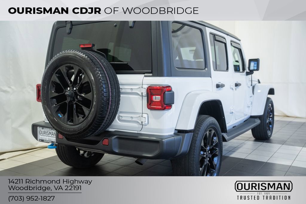 Certified 2023 Jeep Wrangler Unlimited Sahara w/ Cold Weather Group AWD/4WD image 5
