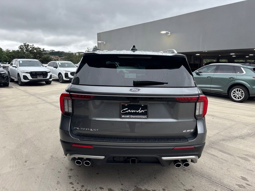 Used 2025 Ford Explorer Platinum w/ Ultimate Package AWD/4WD image 7