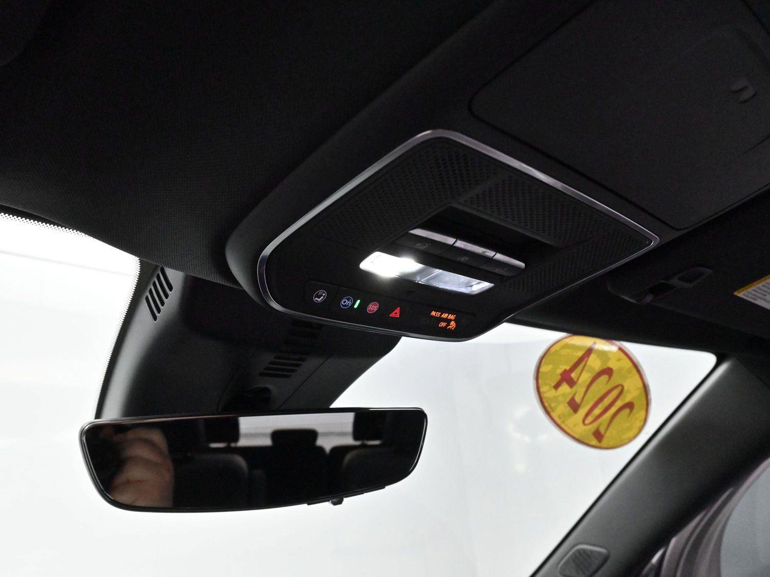 Used 2024 Chevrolet Traverse RS w/ LPO, Floor Liner Package image 28