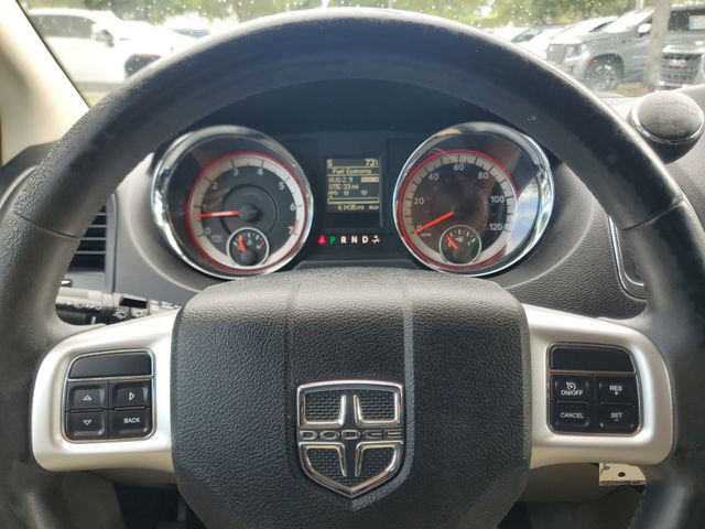 Used 2016 Dodge Grand Caravan SXT w/ Rear Park Assist Package FWD image 20