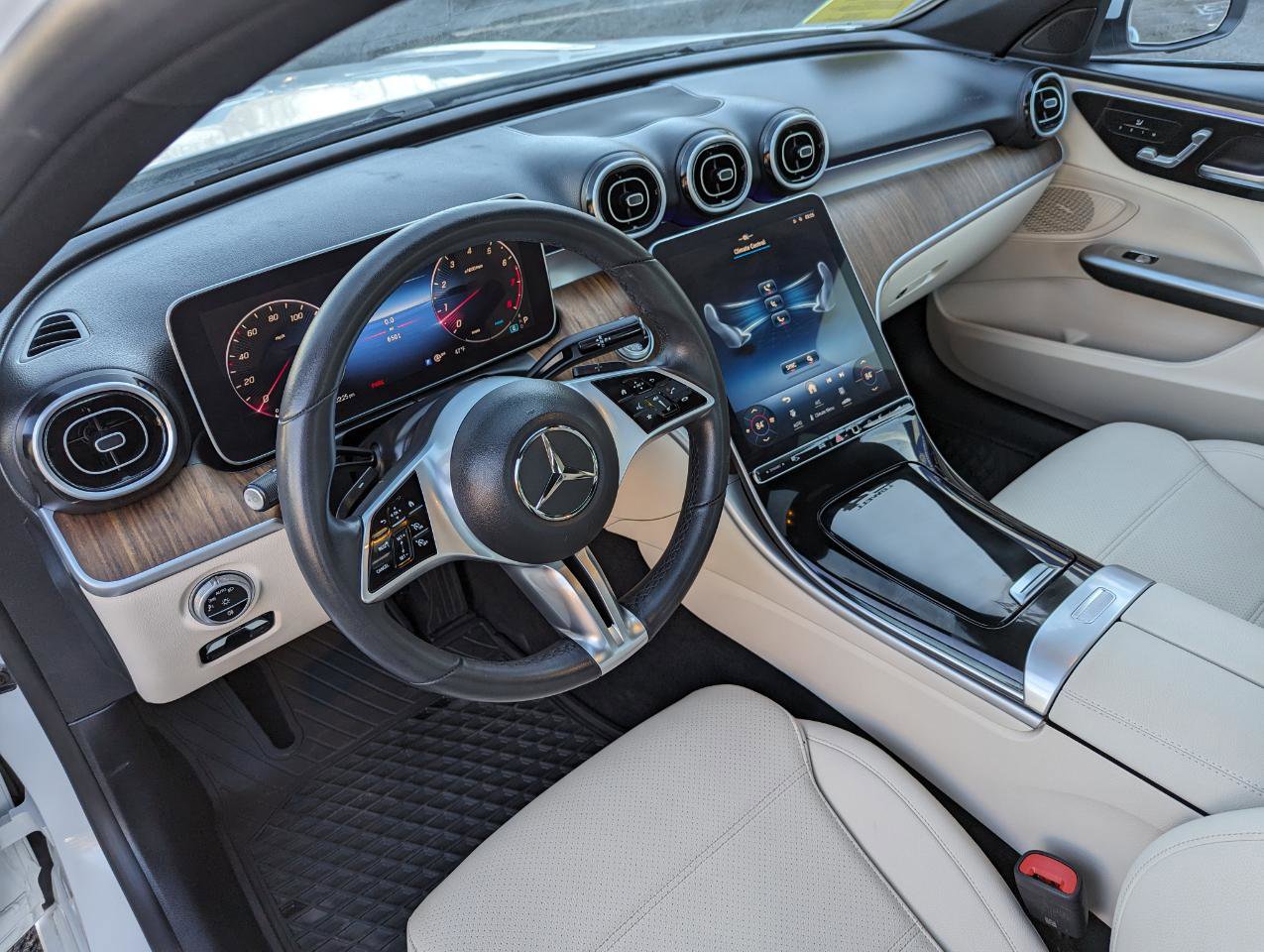 Used 2024 Mercedes-Benz C 300 4MATIC Sedan image 14