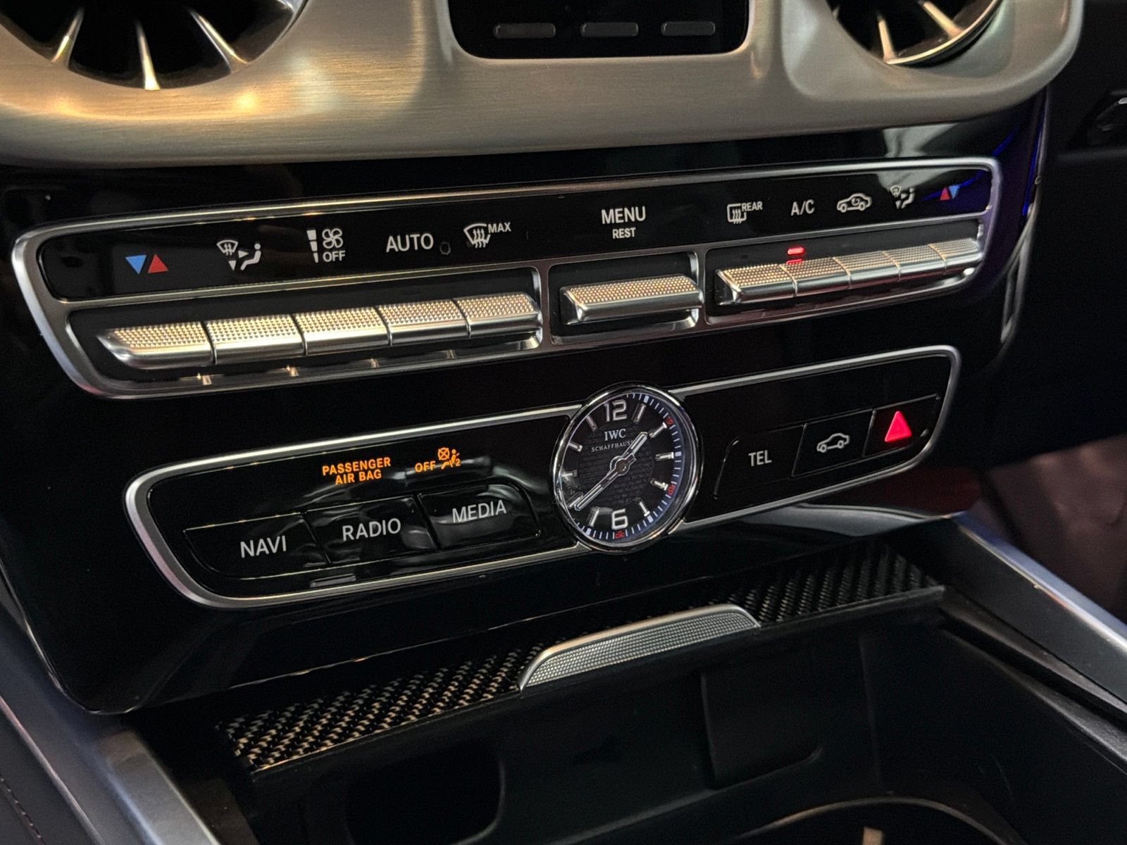 Certified 2022 Mercedes-Benz G 63 AMG 4MATIC image 32