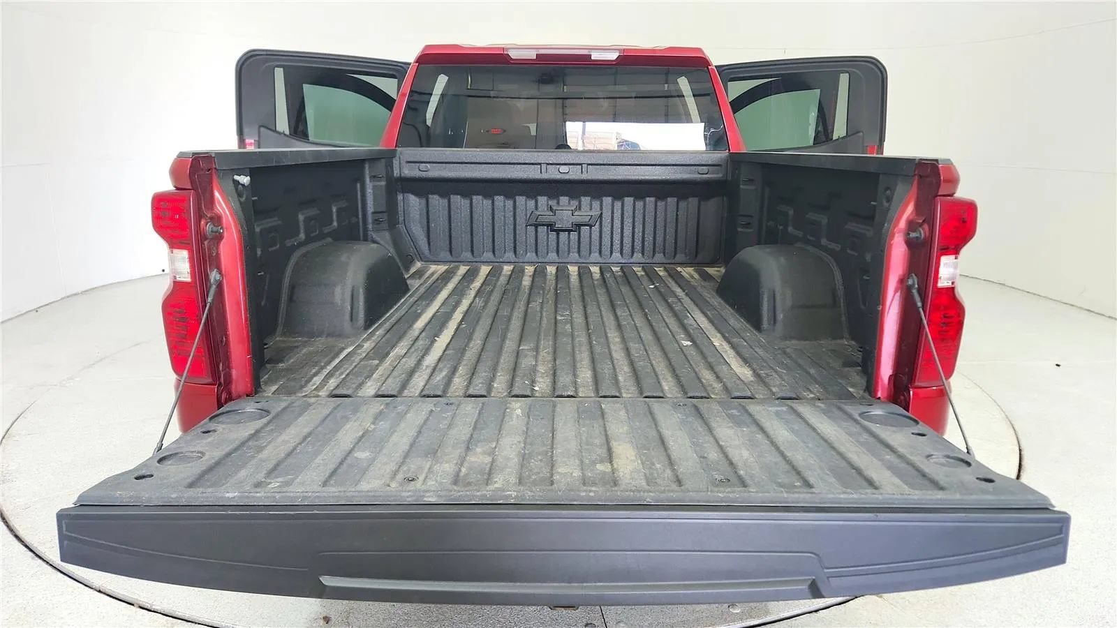 Used 2022 Chevrolet Silverado 1500 LT w/ Z71 Off-Road Package AWD/4WD image 40
