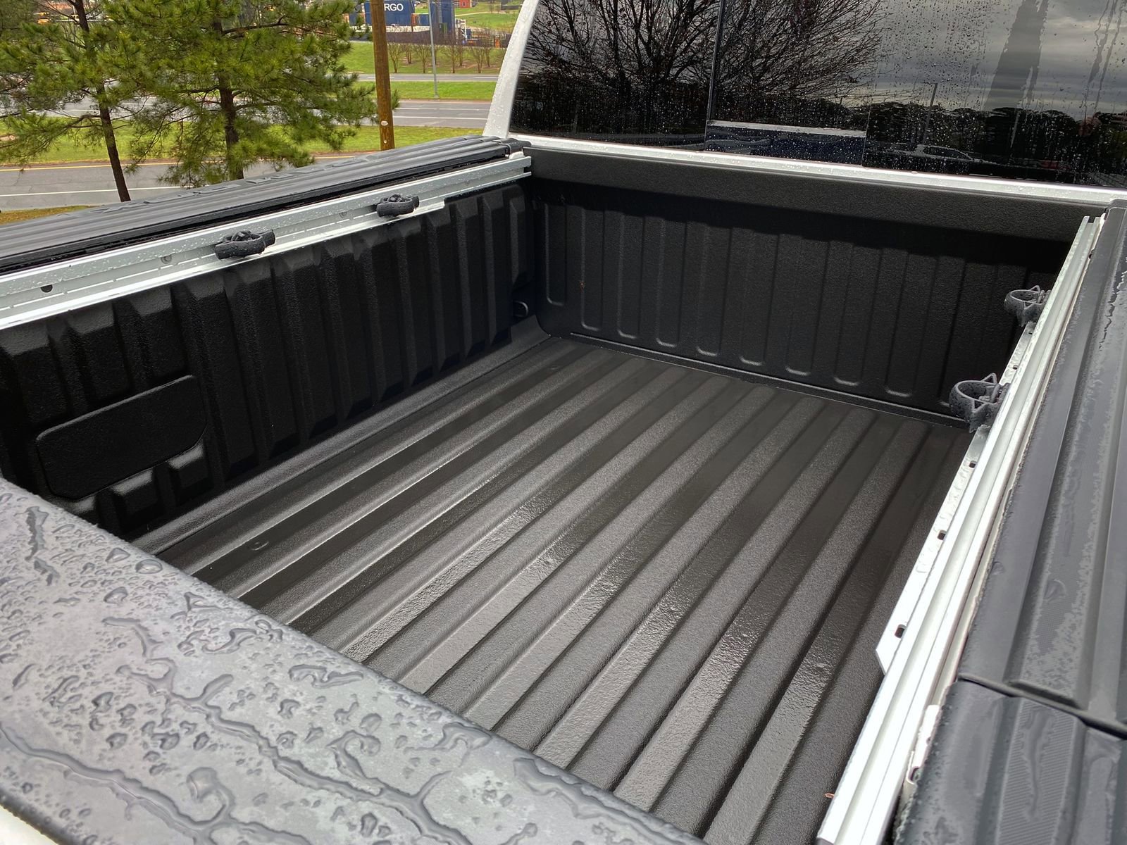 Used 2025 RAM 1500 Limited w/ Body Color Bumper Group image 10