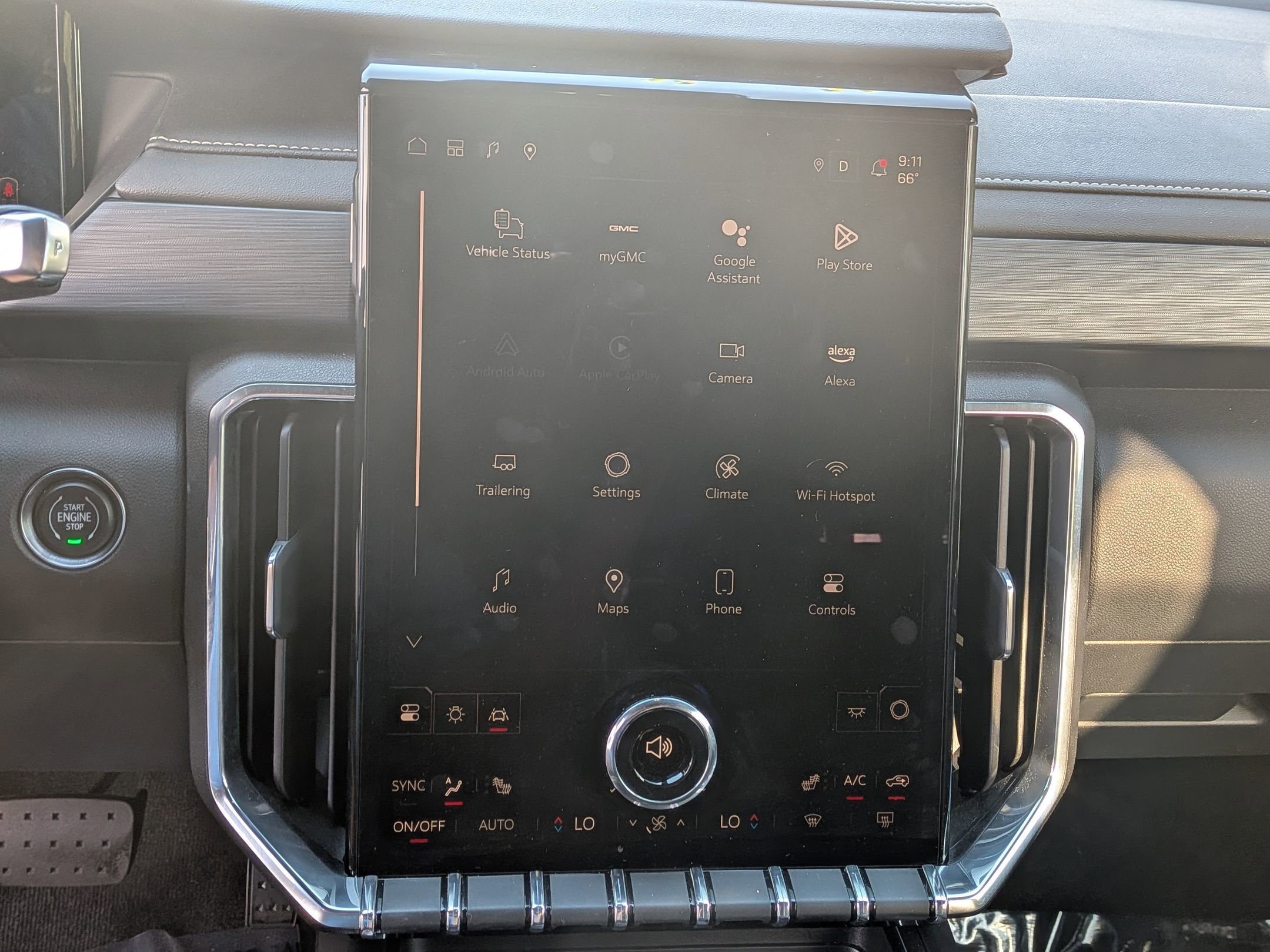 Certified 2025 GMC Acadia Elevation AWD/4WD image 26