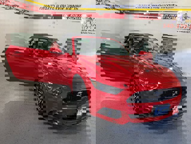 Used 2017 Ford Mustang GT Premium w/ Equipment Group 401A image 9