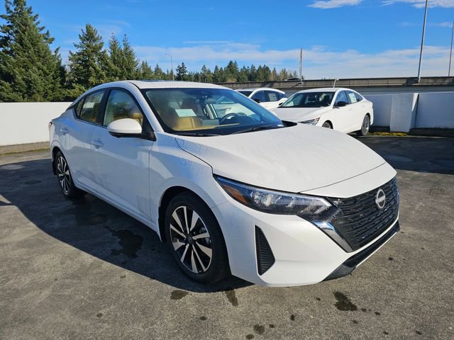 Used 2025 Nissan Sentra SV w/ SV Premium Package image 3