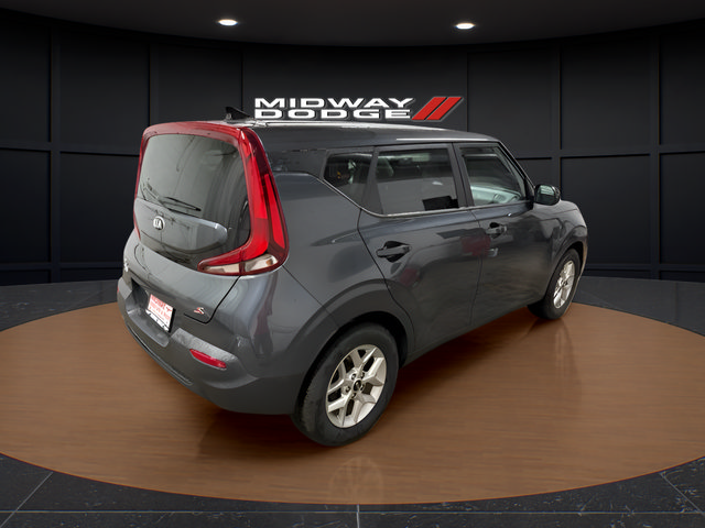 Used 2020 Kia Soul S FWD image 4