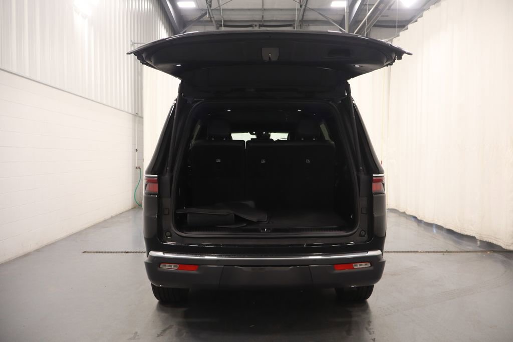 Used 2022 Jeep Wagoneer Series II image 19