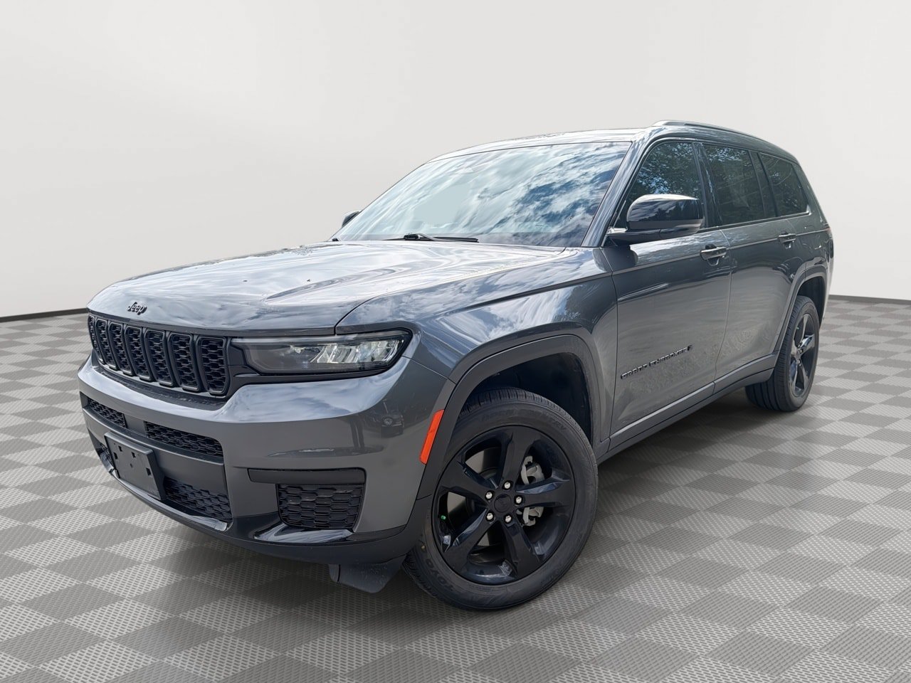 Used 2023 Jeep Grand Cherokee L Laredo AWD/4WD image 1