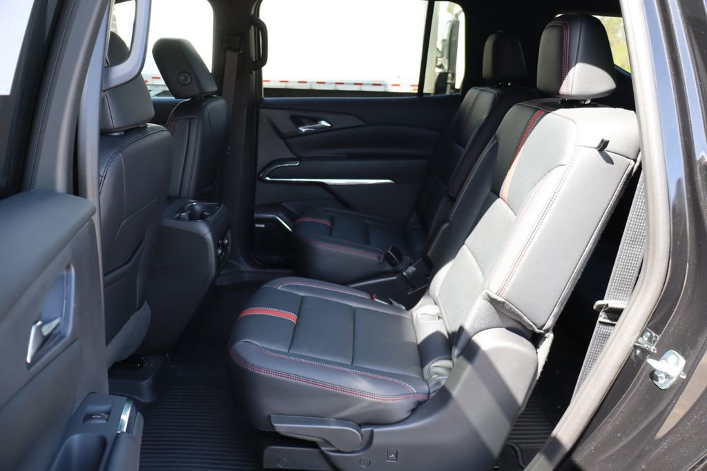 New 2026 Chevrolet Traverse RS AWD/4WD image 47