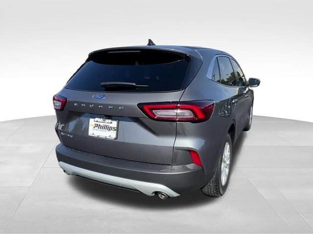 Used 2024 Ford Escape Active w/ Cold Weather Package FWD image 6