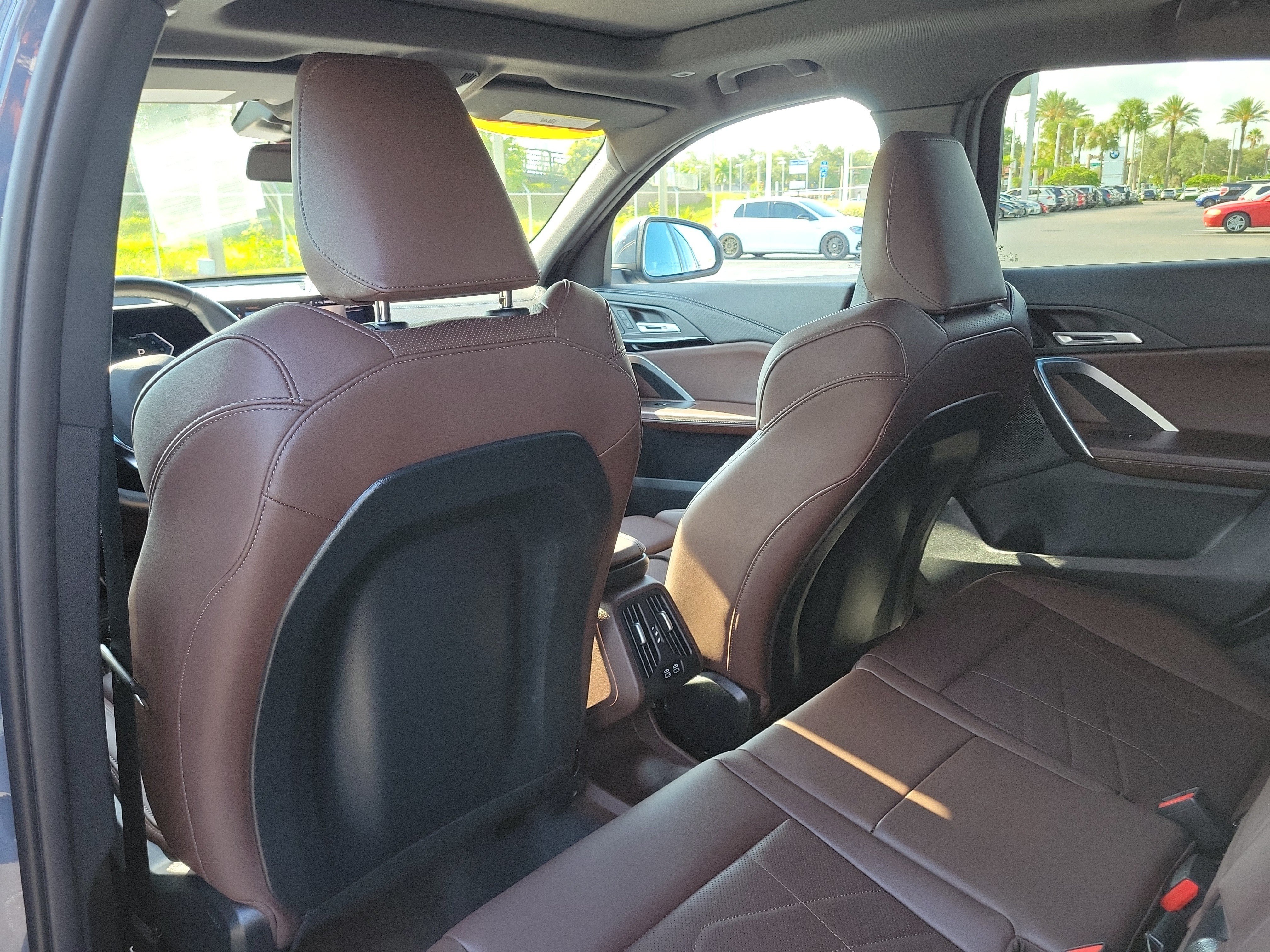 Used 2025 BMW X2 xDrive28i AWD/4WD image 12
