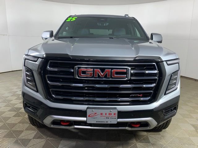 Used 2025 GMC Yukon AT4 w/ AT4 Premium Package image 4