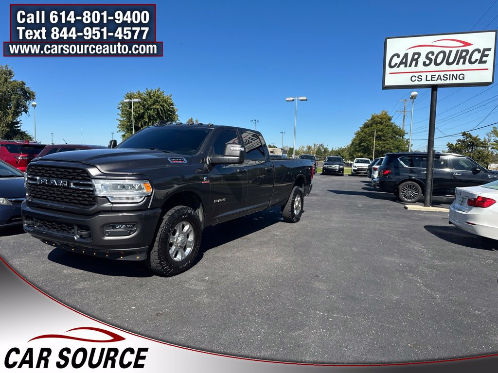 Used 2024 RAM 3500 Big Horn w/ Level 2 Equipment Group AWD/4WD image 1