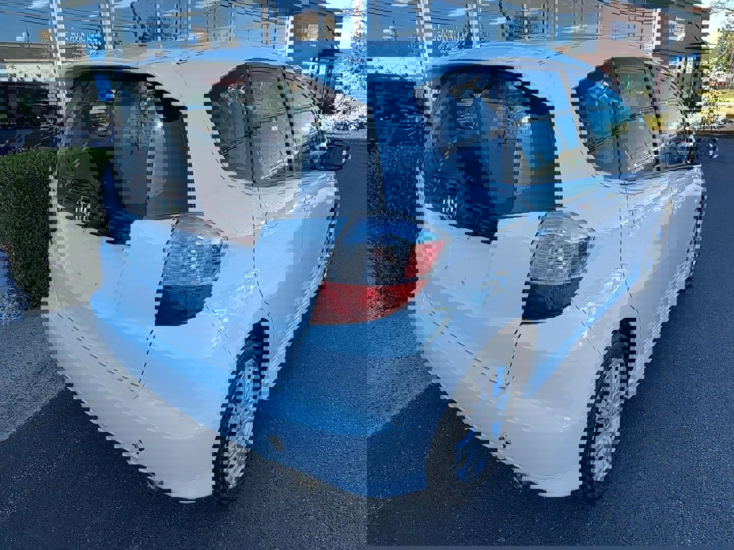 Used 2010 Honda Fit Sport image 3