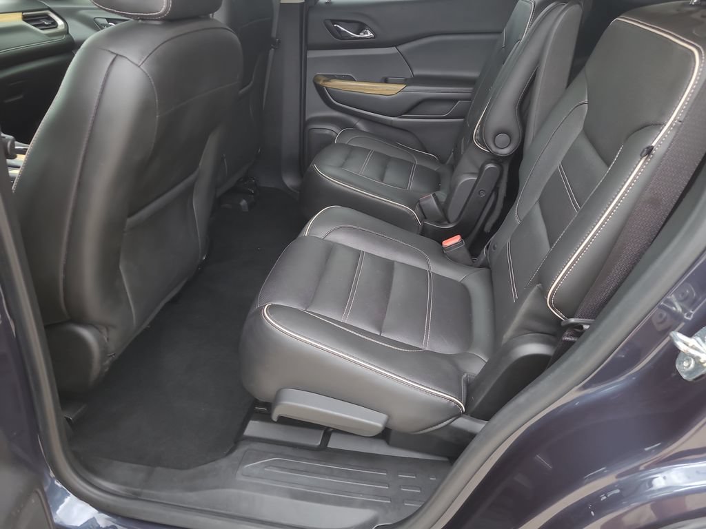 Used 2019 GMC Acadia Denali w/ Technology Package AWD/4WD image 9
