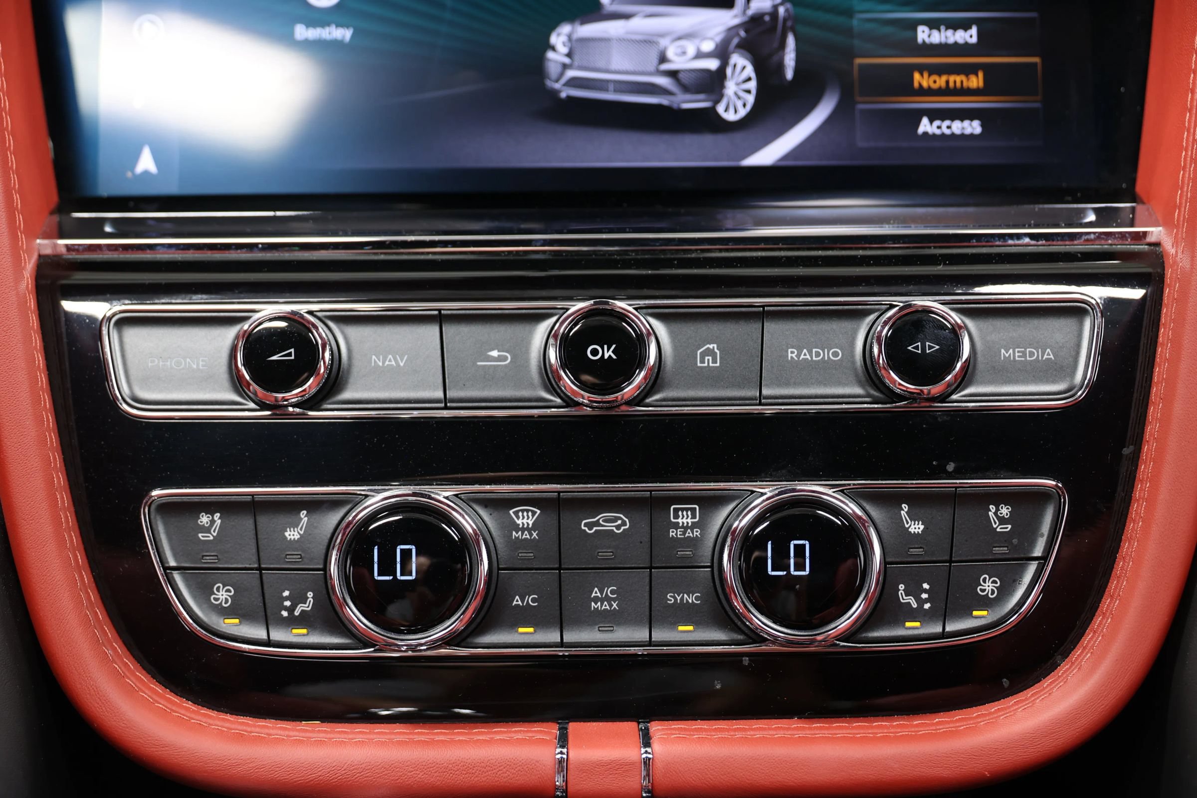 Used 2022 Bentley Bentayga AWD/4WD image 49