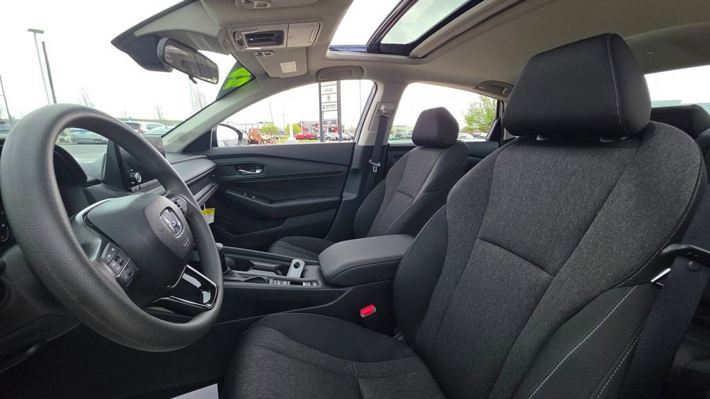 Certified 2025 Honda Accord SE image 22