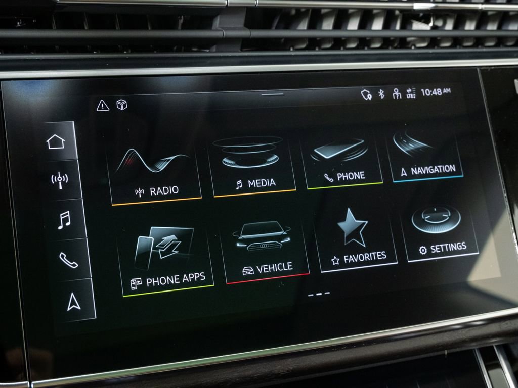 Used 2022 Audi Q8 Premium Plus w/ Premium Plus Package image 14