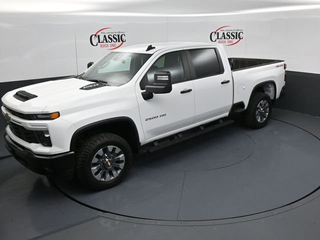 Used 2025 Chevrolet Silverado 2500 Custom w/ Custom Convenience Package AWD/4WD image 17
