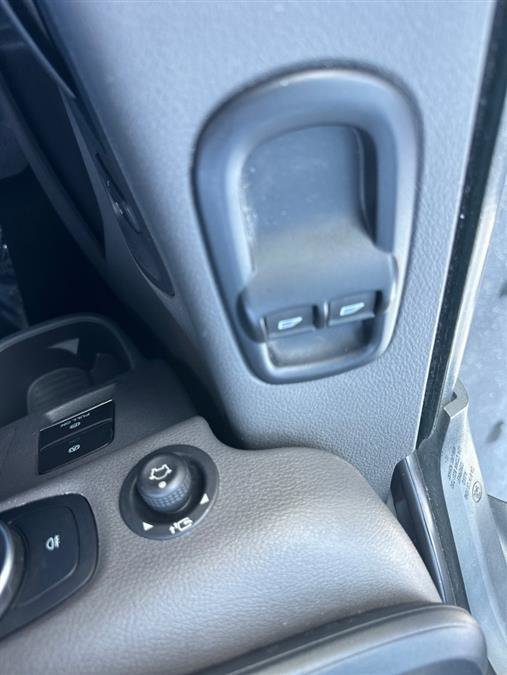 Used 2021 Ford Transit 350 XLT image 34