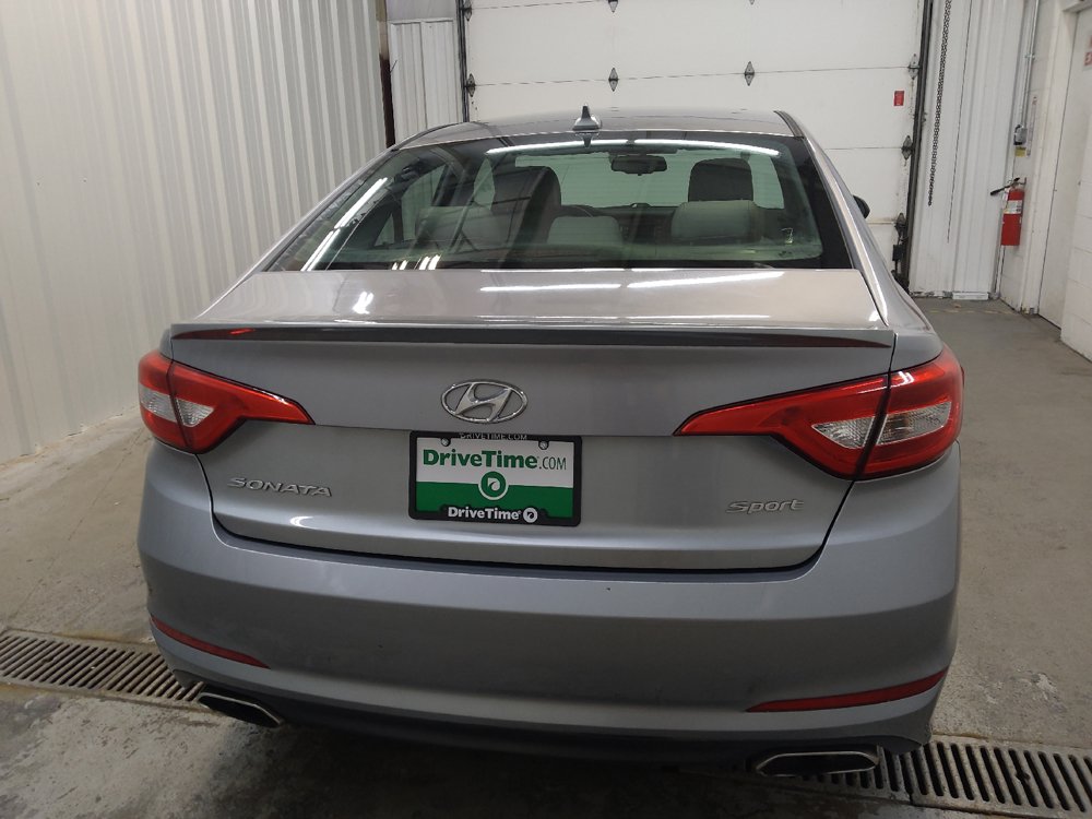 Used 2015 Hyundai Sonata Sport w/ Option Group 03 FWD image 7