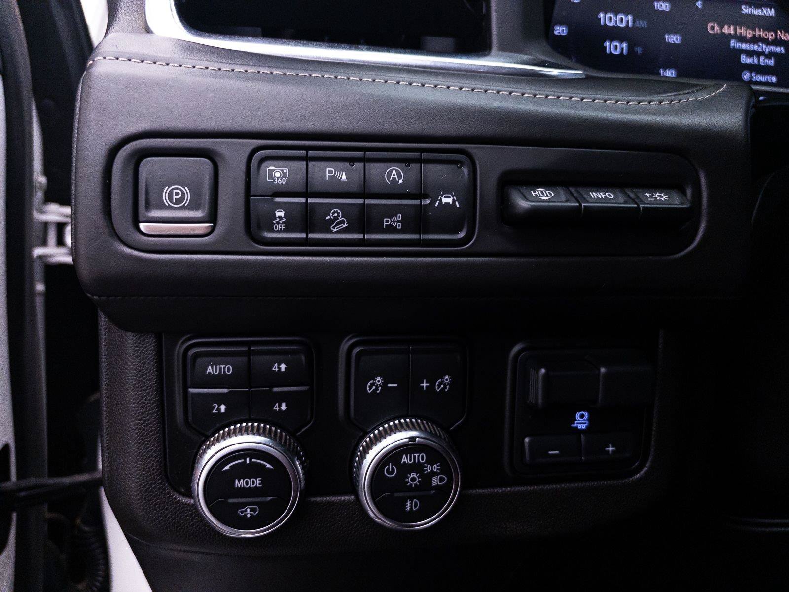Used 2023 GMC Yukon Denali Ultimate AWD/4WD image 6