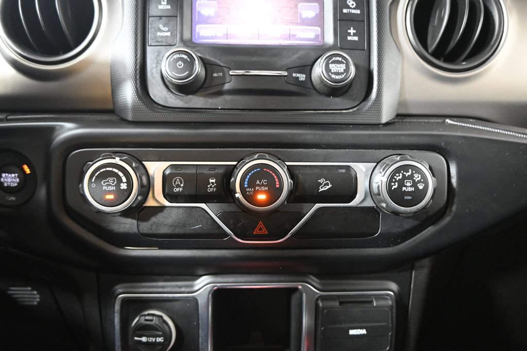 Used 2020 Jeep Wrangler Sport AWD/4WD image 27