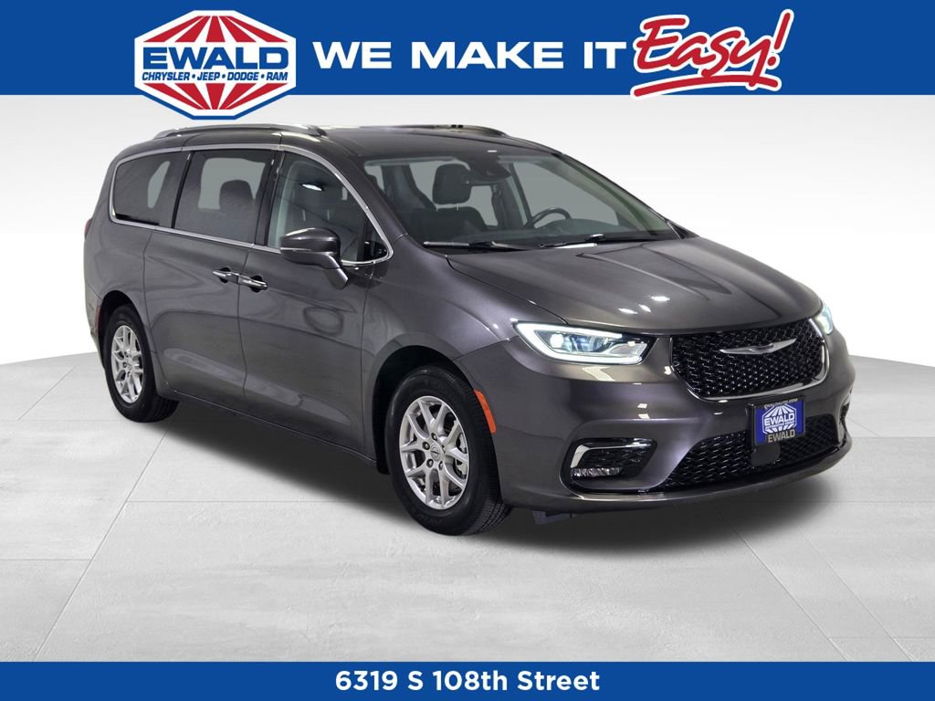 Used 2021 Chrysler Pacifica Touring-L FWD video 1