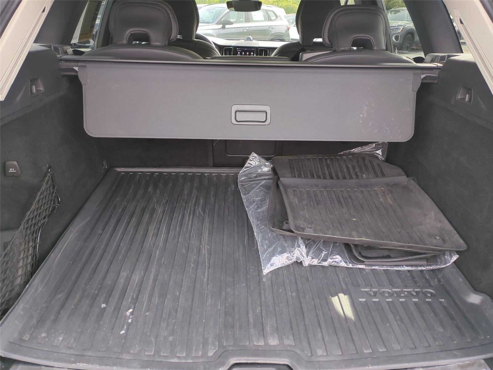 Certified 2023 Volvo XC60 B5 Ultimate AWD/4WD image 22