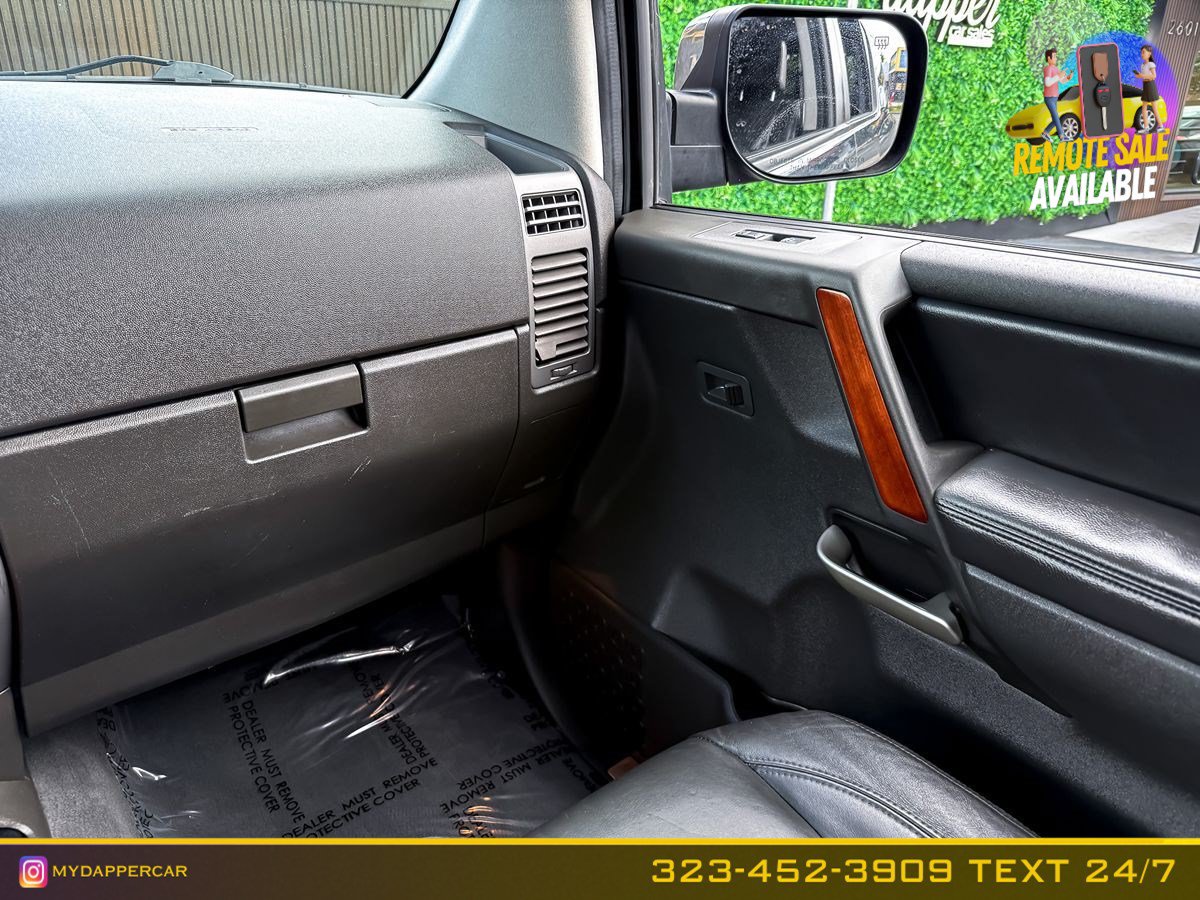 Used 2004 INFINITI QX56 2WD w/ Smart Vision Pkg image 27