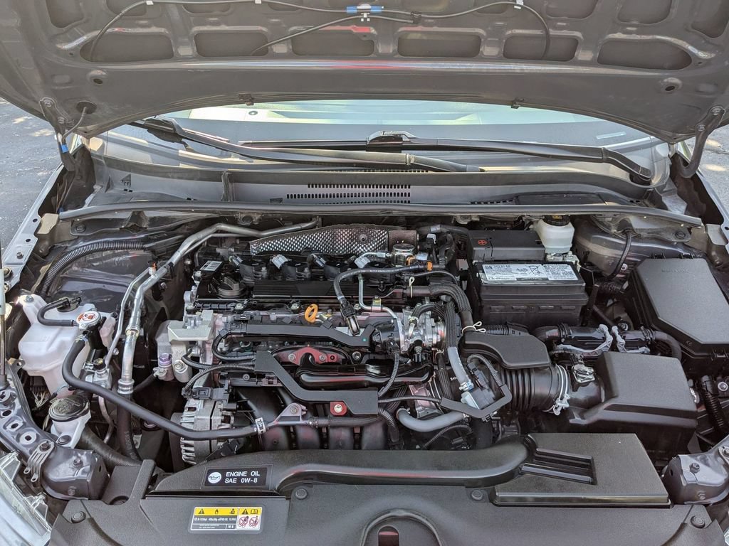 Used 2025 Toyota Corolla LE FWD image 30
