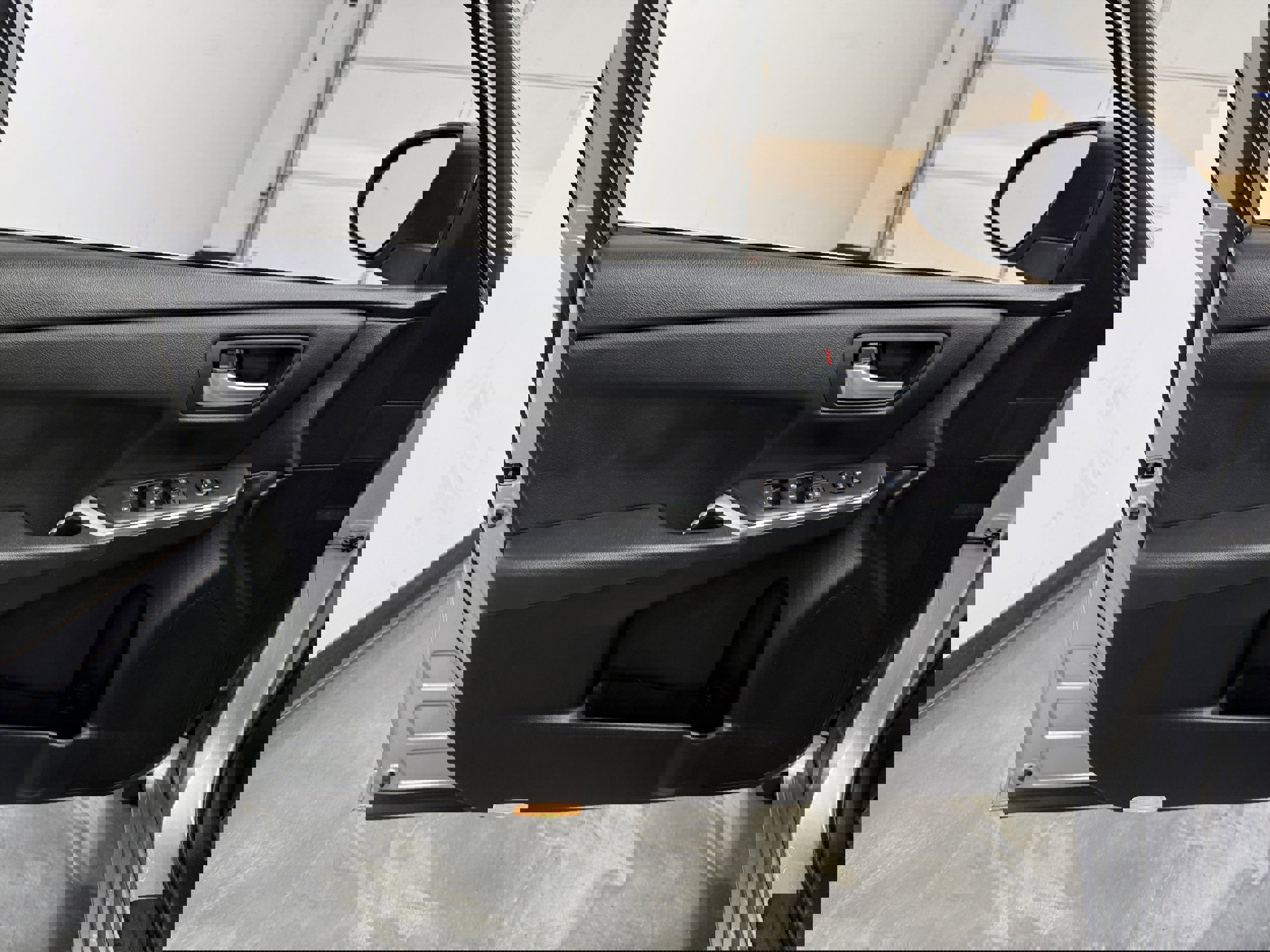 Used 2017 Toyota Camry LE image 10