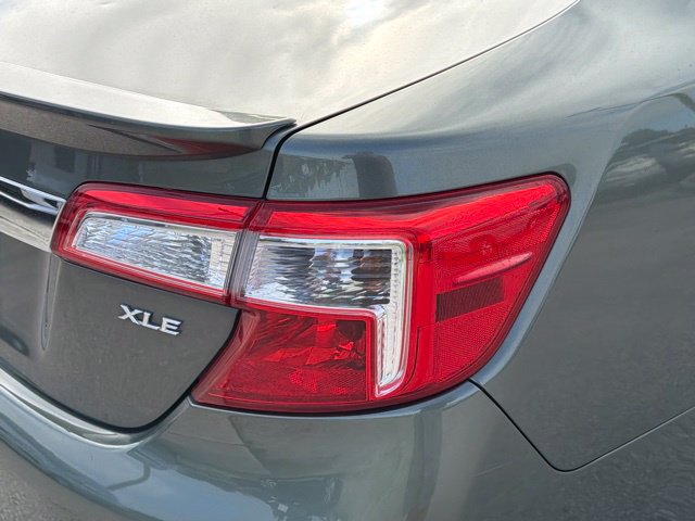 Used 2012 Toyota Camry XLE FWD image 10