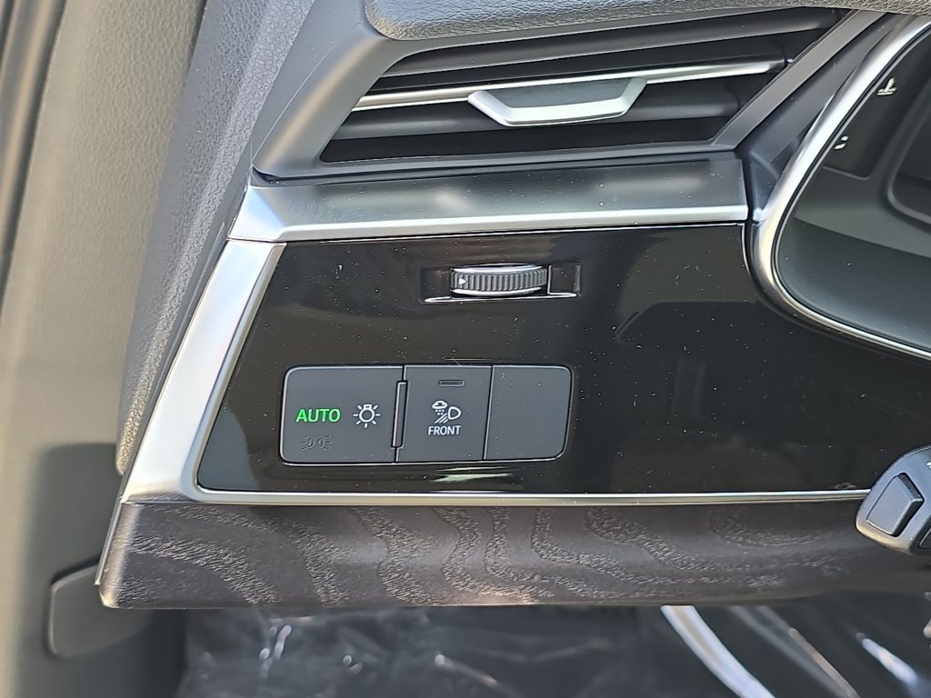 New 2026 Audi Q7 2.0T Premium Plus AWD/4WD image 31