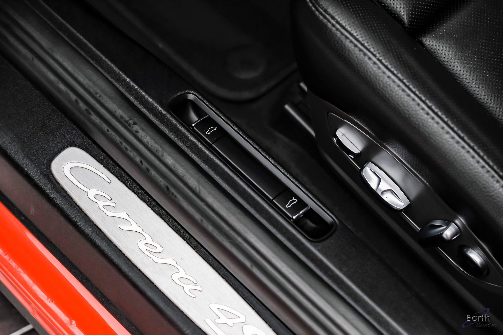 Used 2018 Porsche 911 Carrera 4S image 38