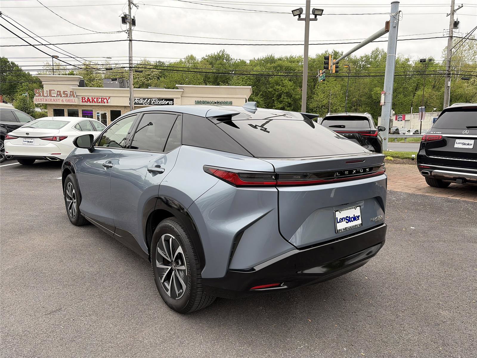 Used 2024 Lexus RZ 450e Premium w/ Accessory Package (Z1) AWD/4WD image 3