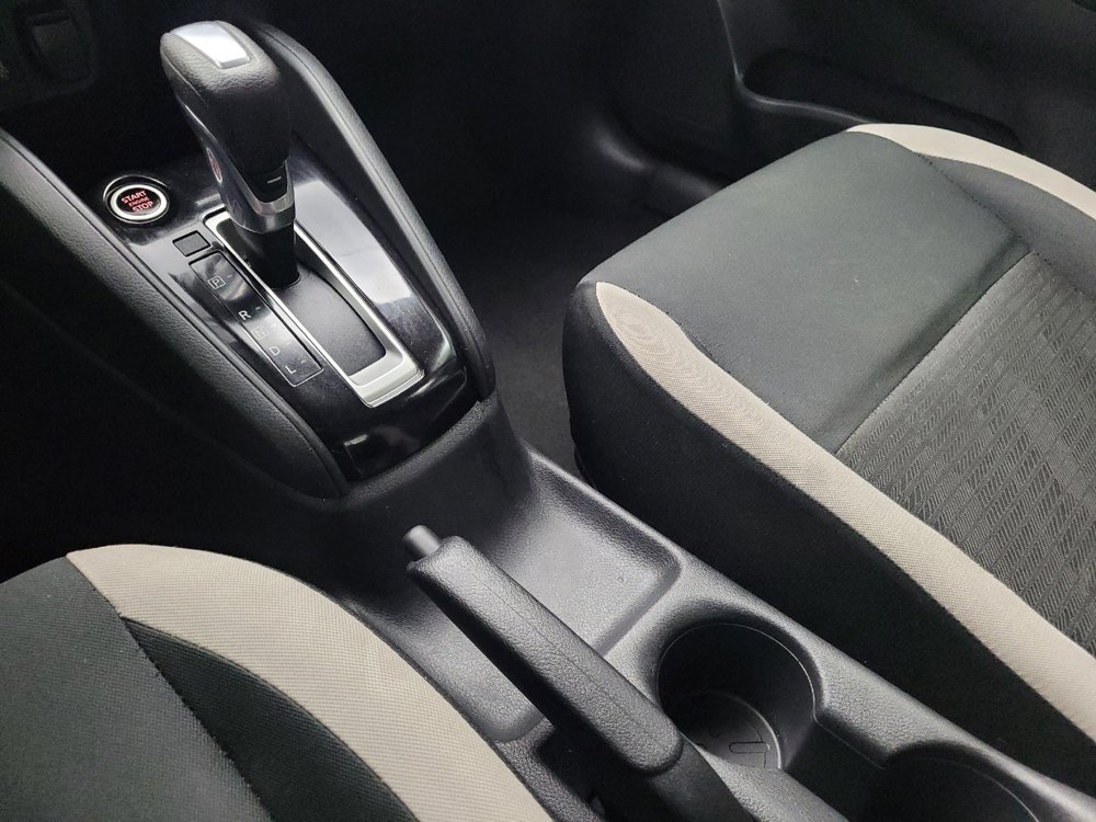 Used 2021 Nissan Versa SV FWD image 26