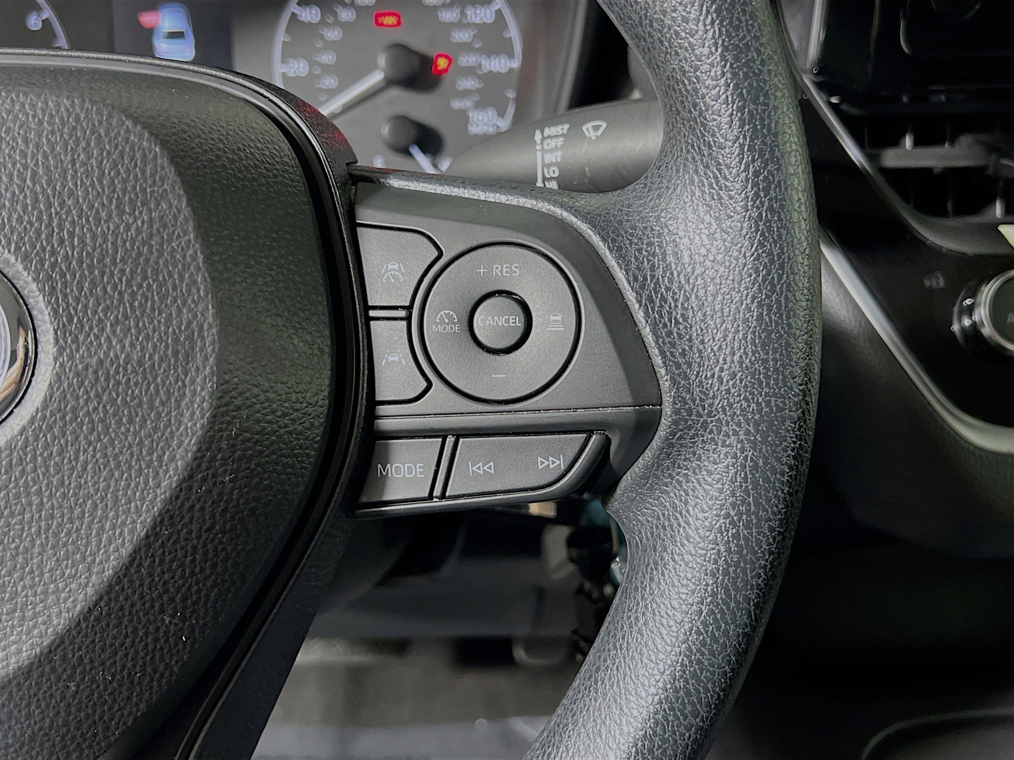 Used 2024 Toyota Corolla LE image 20