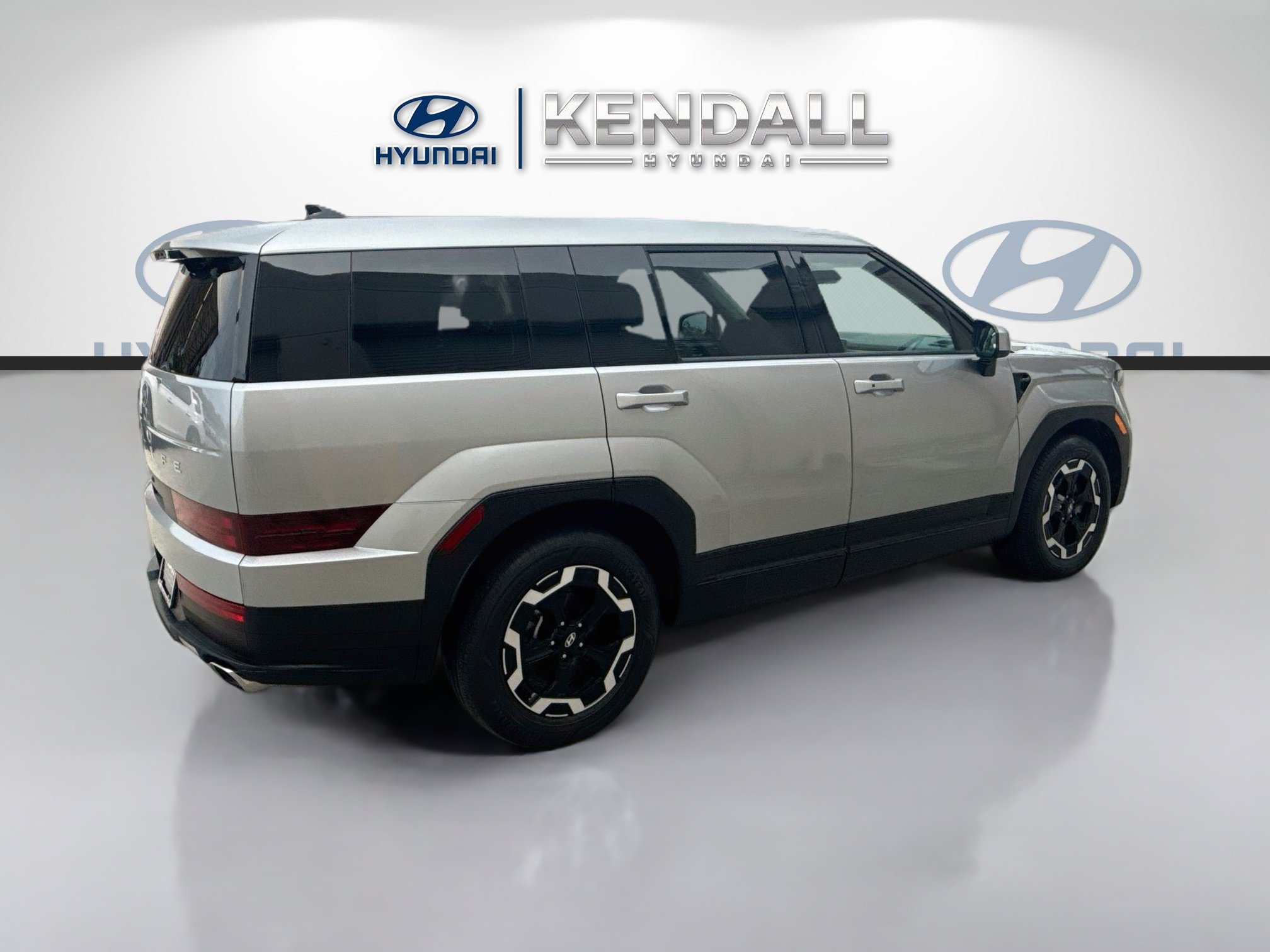 Used 2024 Hyundai Santa Fe SE FWD image 6