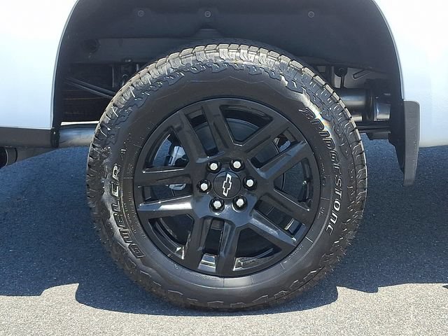 New 2026 Chevrolet Silverado 1500 Custom Trail Boss w/ Turbomax Blackout Package AWD/4WD image 5