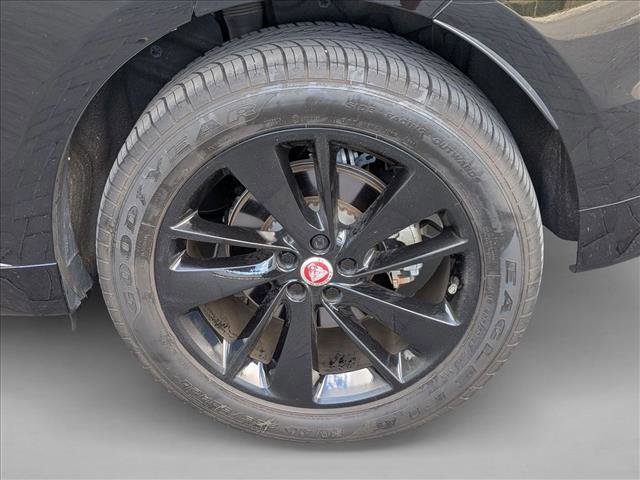 Used 2023 Jaguar F-PACE S image 21